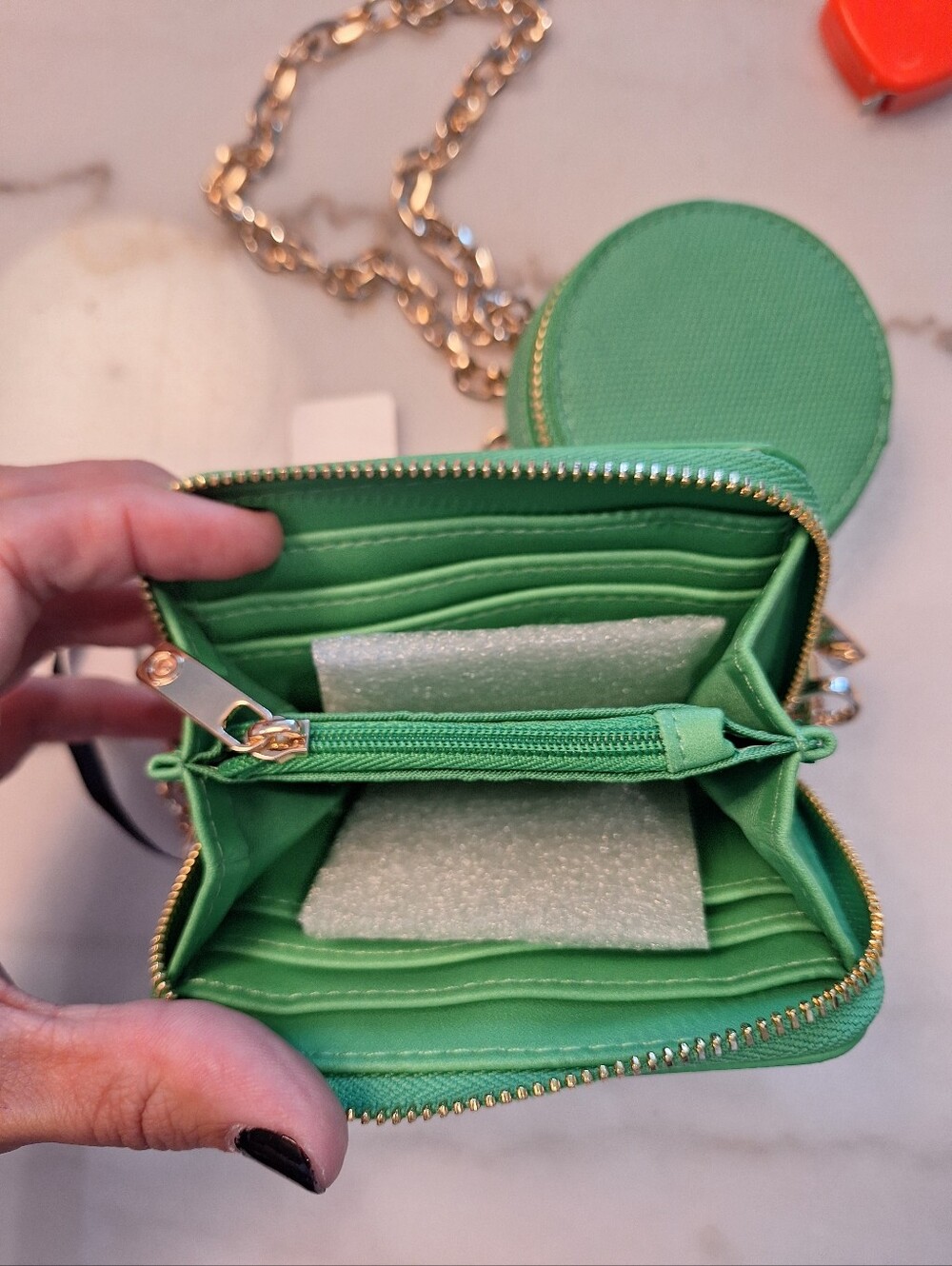 Kate Spade x Target Green & White Mini Crossbody Coin Purse & Earbud Case NWT - Picture 5 of 5